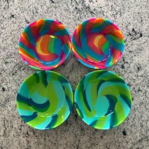 Silipint Silicone Squeeze-a-Bowl Set. Four 18oz bowls.